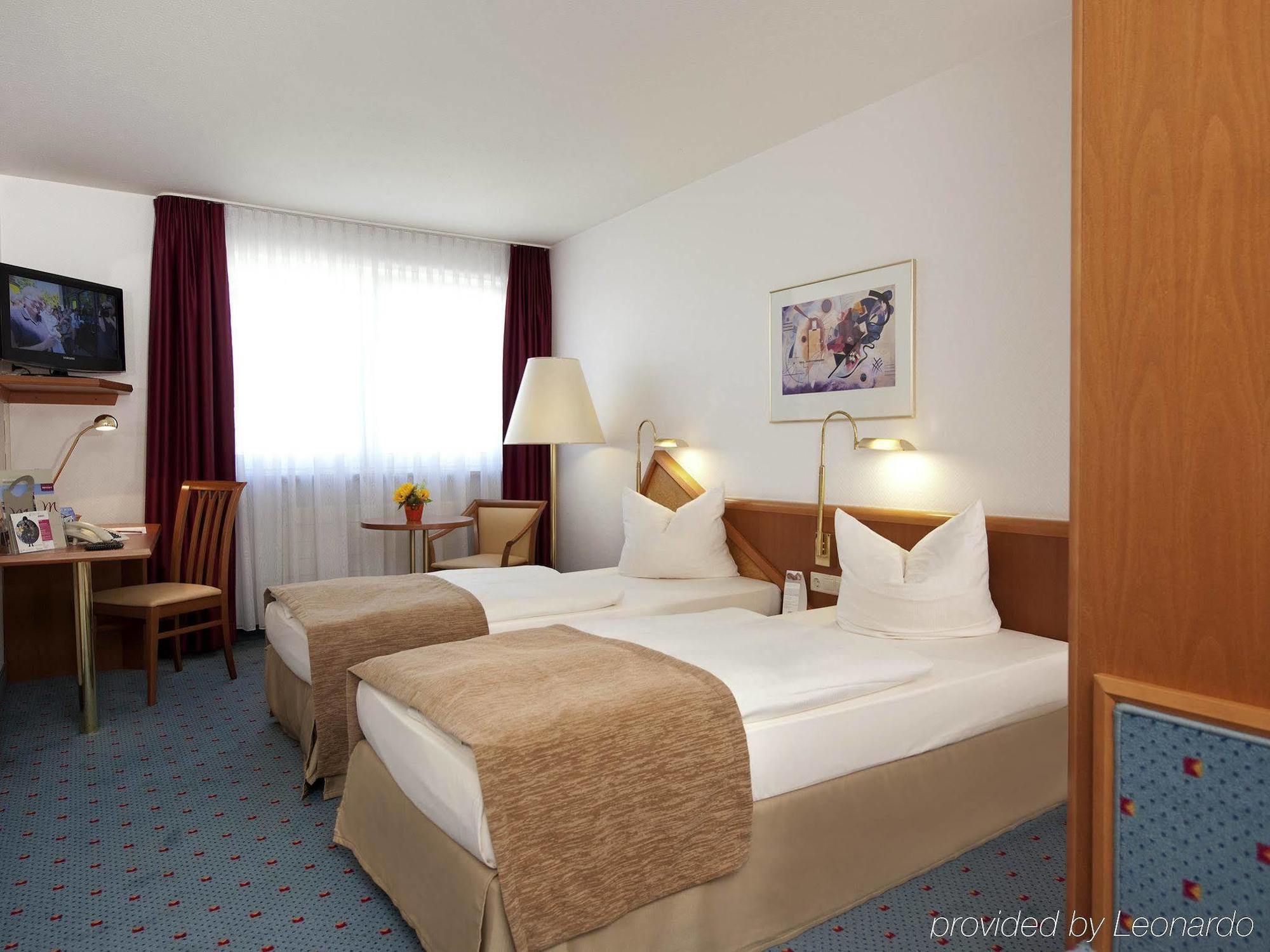 Hotel Plaza 4*